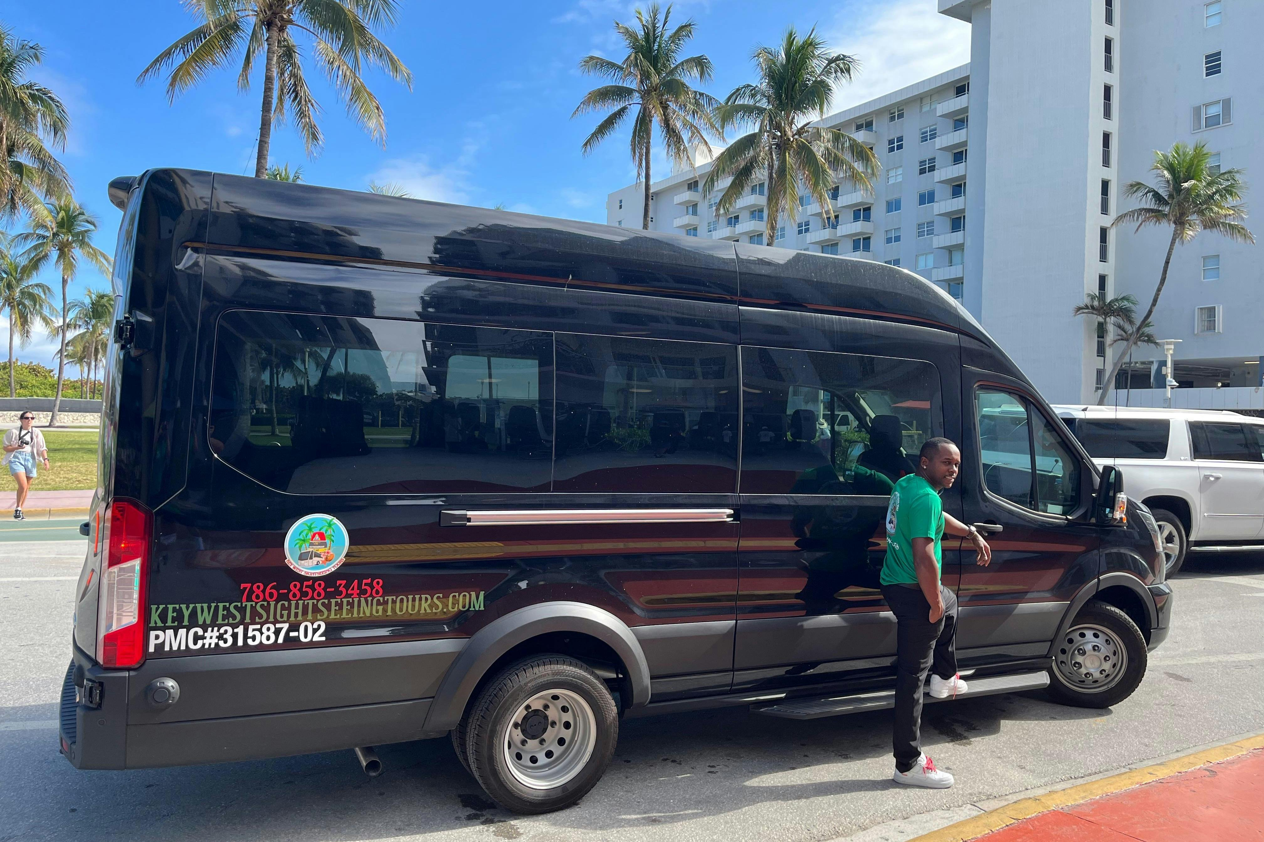Miami: South Beach Walking Tour with Skyline Cruise - Photo 1 of 8